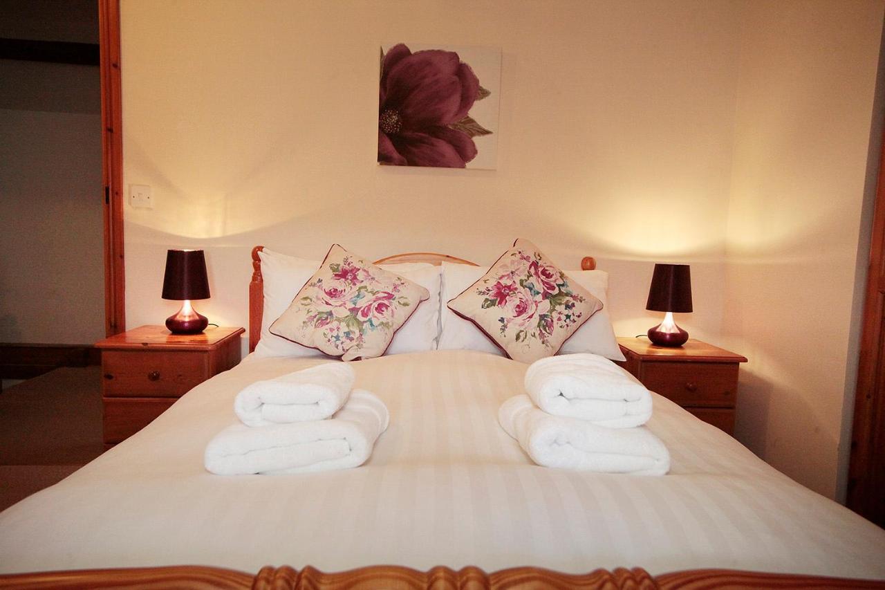 Cilhendre Holiday Cottages - The Dairy スウォンジー エクステリア 写真